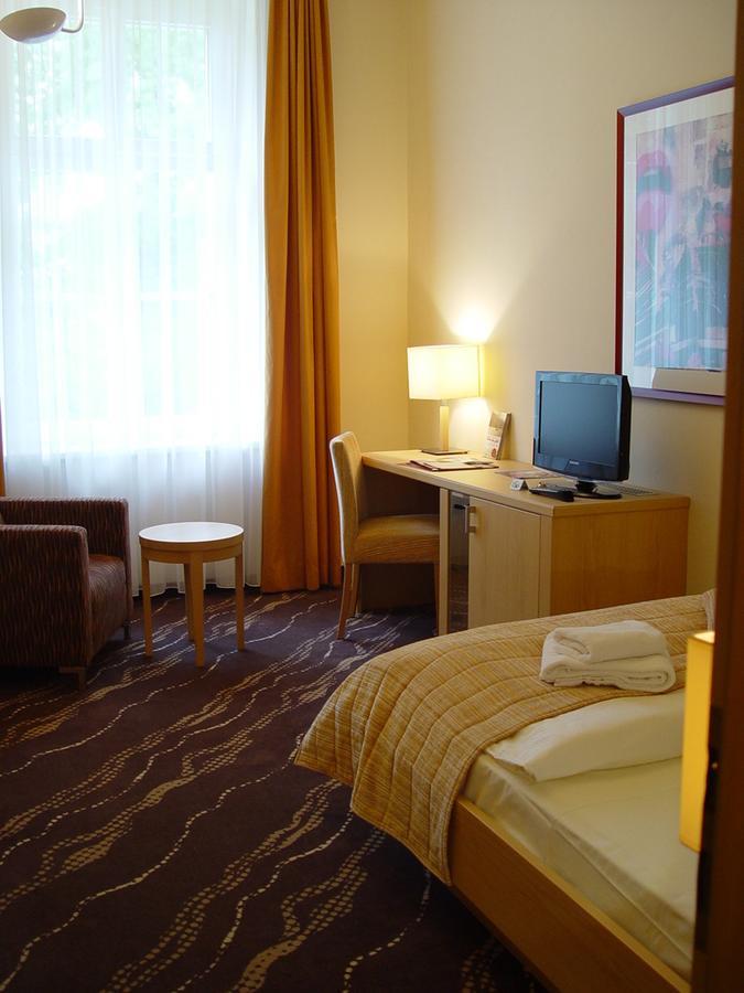 Parkhotel Bad Schandau Mit Spa Εξωτερικό φωτογραφία